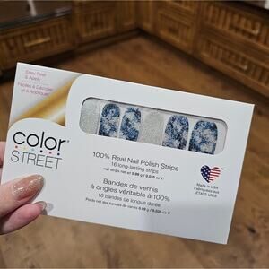 Color Street Nail Polish Strips - In Another Galaxy